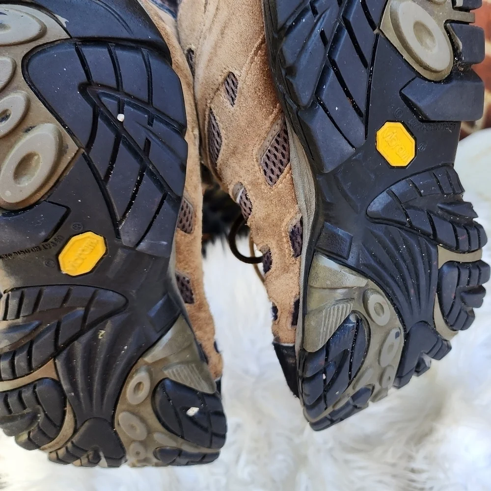 Merrell Moab Waterproof hiking boots 10.5‎